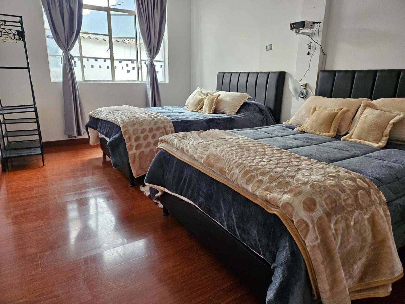 Casa Samor La Candelaria Богота Экстерьер фото